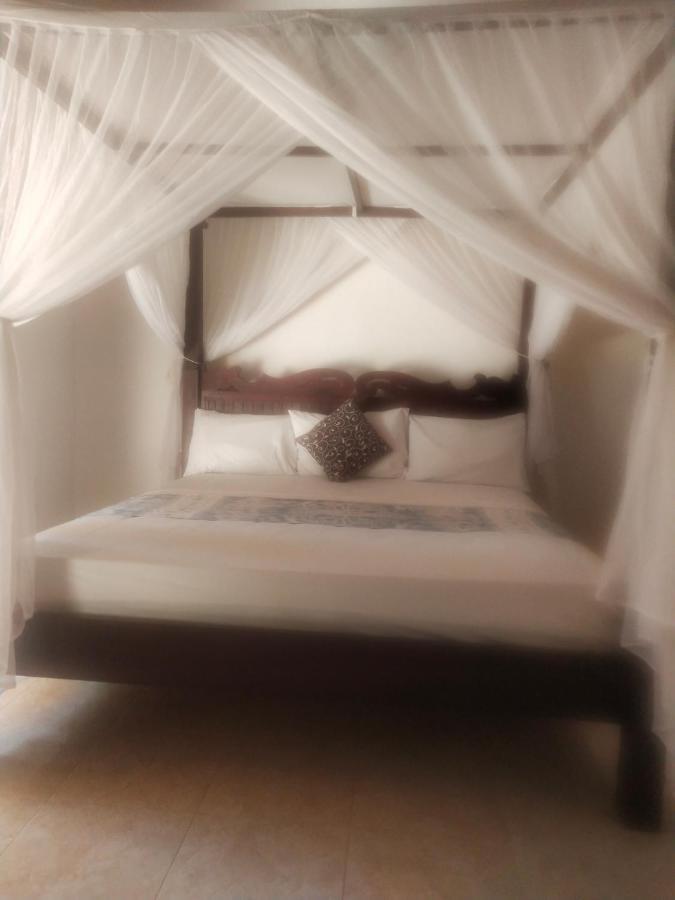Santa Fe Homestay & Warong Amed Zewnętrze zdjęcie