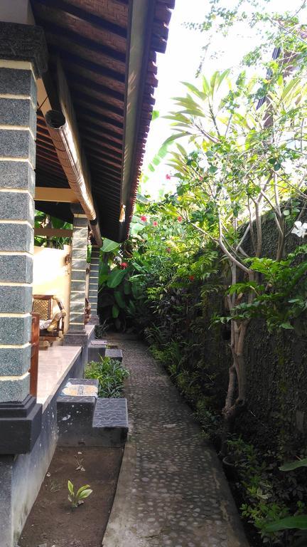 Santa Fe Homestay & Warong Amed Zewnętrze zdjęcie